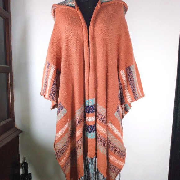 easel los angeles Aztec Print Hooded Fringed Poncho Sweater Size: Medium - Picture 1 of 7